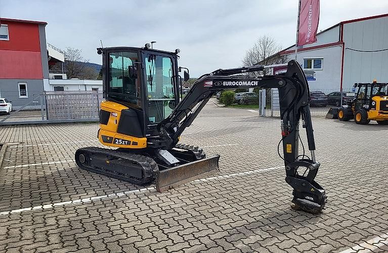 Eurocomach 25 ZT