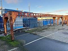 SHT LIFTING FRAME 40&quot;