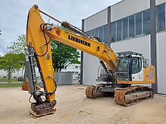 Liebherr R 930 NLC
