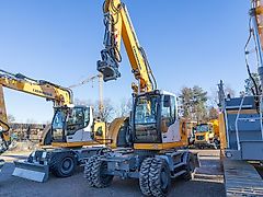 Liebherr A916C
