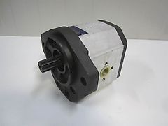 Schaeff SKL861 - 5050657280 - Gearpump/Zahnradpumpe