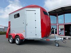 Böckmann Pferdeanhänger Portax SKA 2700 kg mit Zubehör