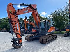 Doosan DX235LC-5