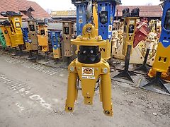 Liebherr - Greifer-Hydr./Dreheinheit System Liebherr GM 10 - Drehmotor Tragkraft 11t - mit Zwischenrahmen gesteckt für 2 Bolzen - Tragkraft 4t-5t - Bagger: 16t-24t