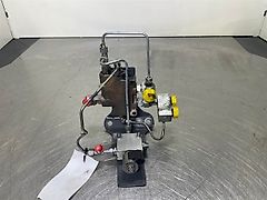 New Holland W110C - Priority valve/Prioritaetsventil